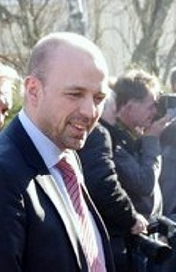 Portrait de Jean-François Debat