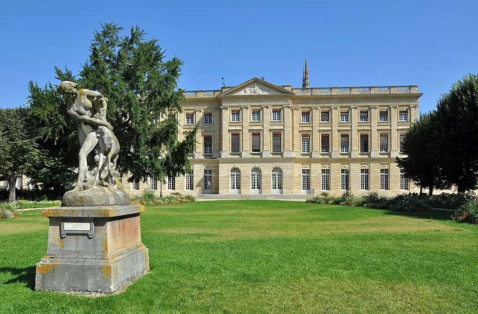 Palais Rohan à Bordeaux, photographié en septembre 2012